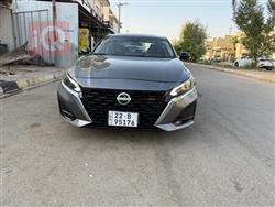 نيسان ألتيما